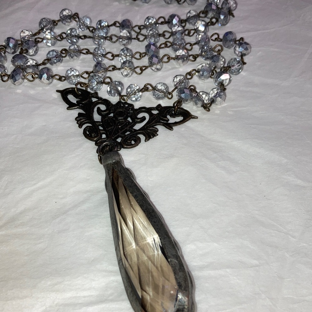 Elegant Goth Silver tone Pendant Necklace - Picture 2 of 4